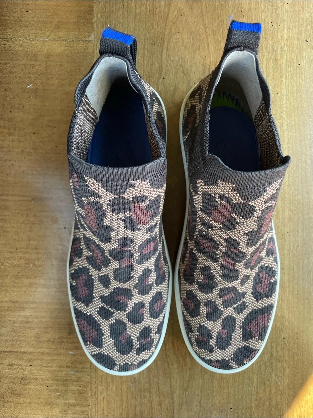 Rothy's Chelsea Wildcat Slip-On Sneakers Ankle Booties Leopard Print size 7.5
